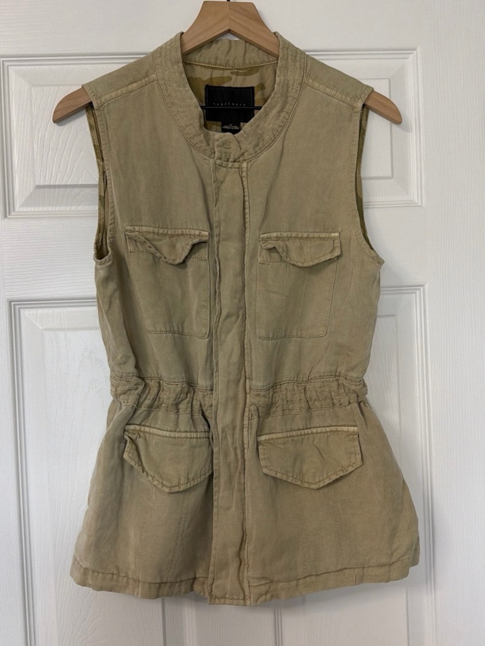 Sanctuary Utility Sleeveless Cargo Vest in Khaki